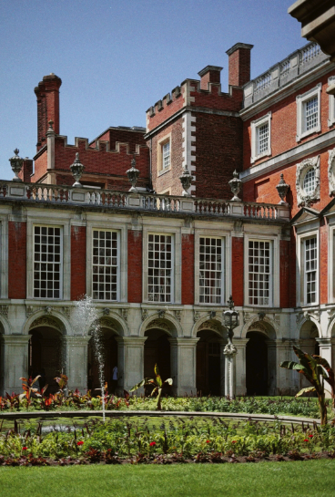 How to Visit Hampton Court Palace: Tickets, Hours, Tours & Everything You Need to Know (2026)